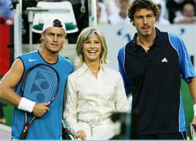 Marat Safin, Lleyton Hewitt, Olivia Newton-John