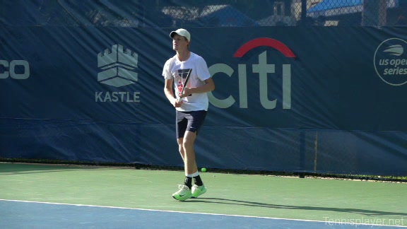 Jannik Sinner Forehand Return