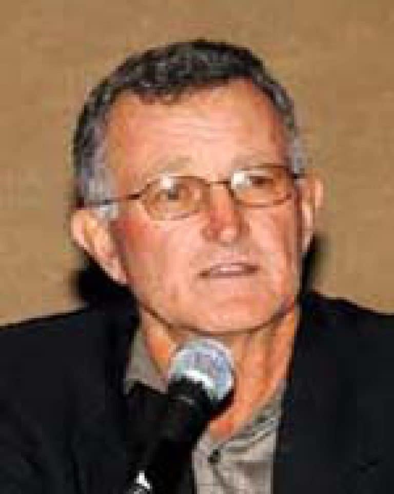 Bruce Elliott