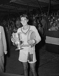 Allen Fox Playing the Greats: Pancho Gonzalez