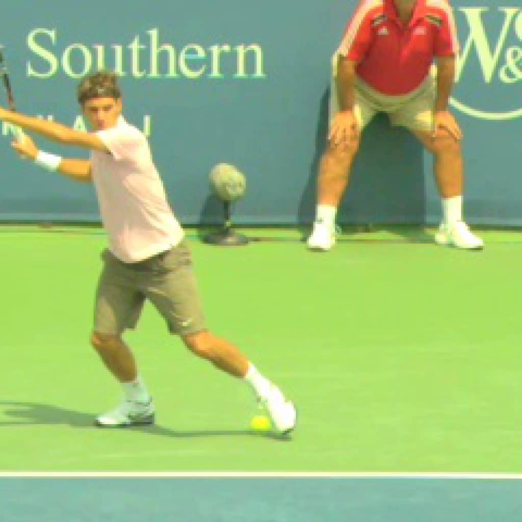 The perfect SEO English title for the article, based on the German content provided, would be: Player Dominance Across Matches: Tennis Power Chart by Surface Type with Detailed Statistics